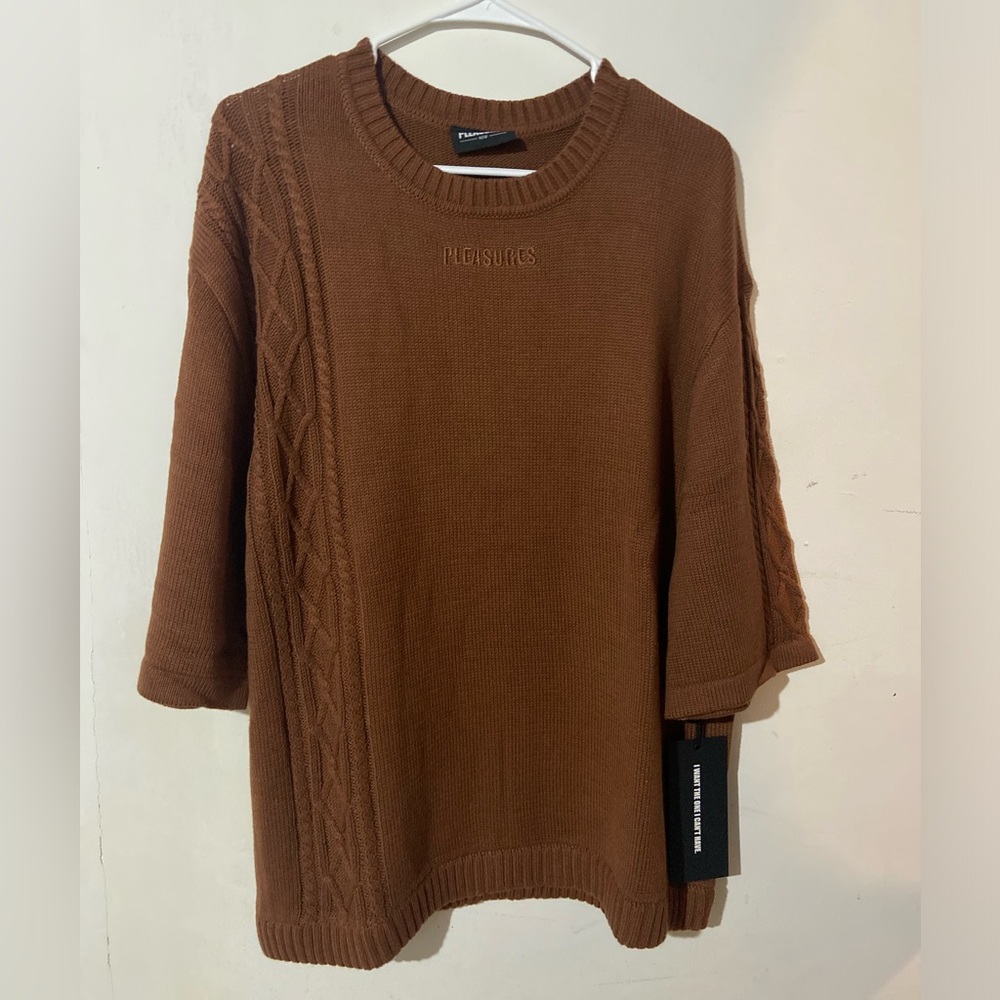 Pleasures crew neck tee